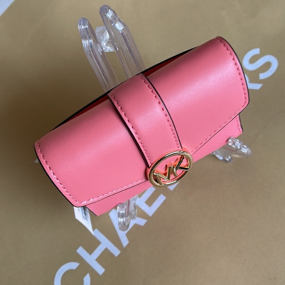 MICHAEL KORS CARMEN MEDIUM LOGO AND FAUX LEATHER WALLET GRAPEFRUIT - Picture 5 of 16